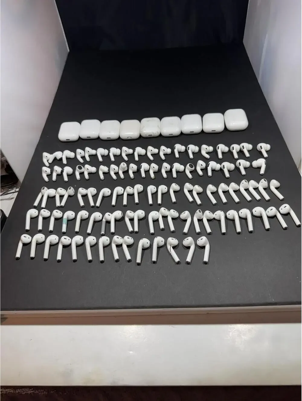 Apple AirPods & AirPods Pro Earbuds & Charging Cases - Single/Pair - Choose